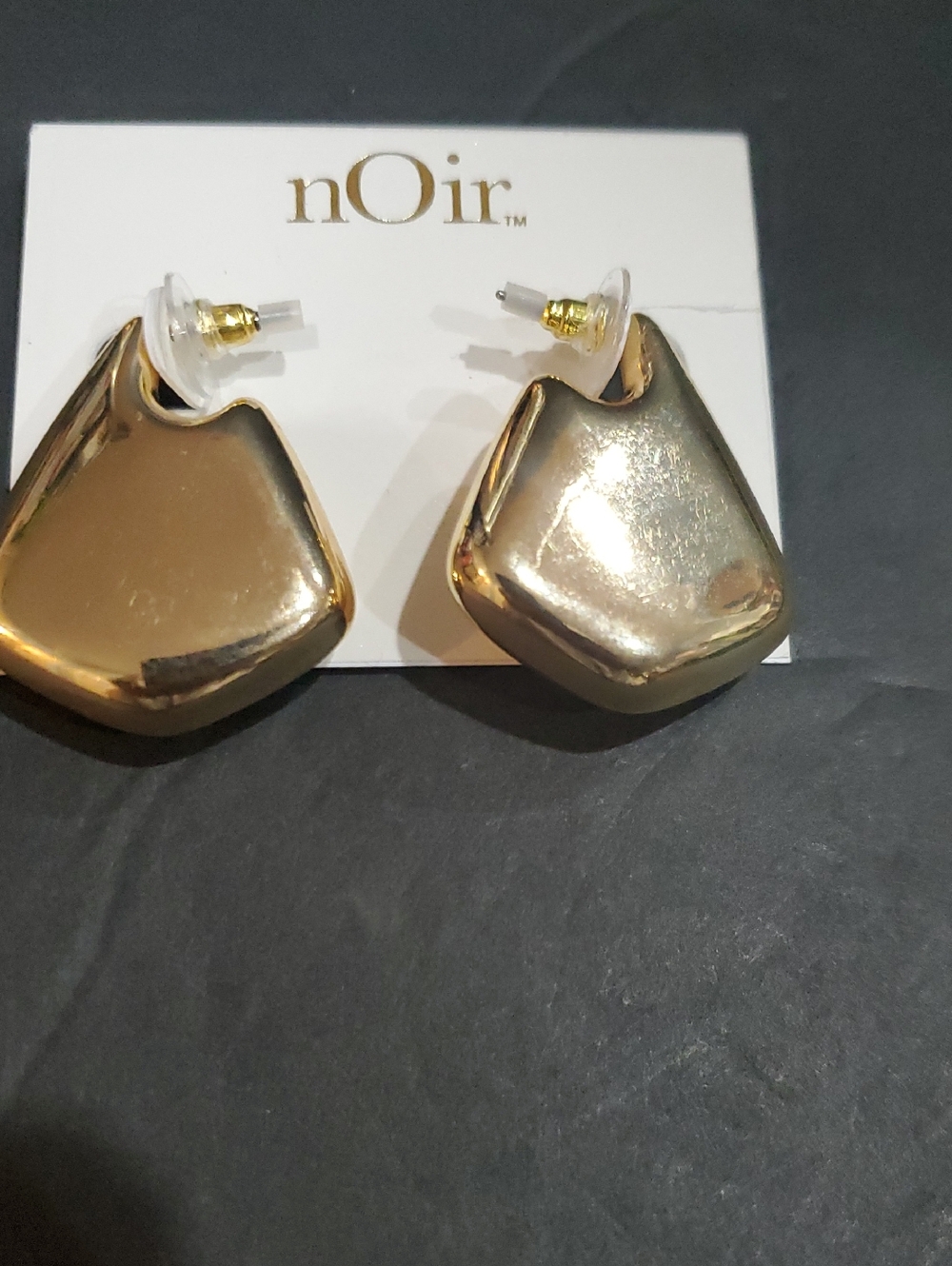 Chunky Gold plated geometric Fin huggies style‎ earrings brand new